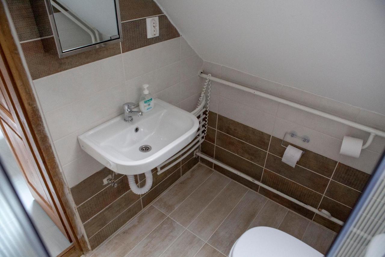 Hotel Eva Vendeghaz Kaposvár Zewnętrze zdjęcie